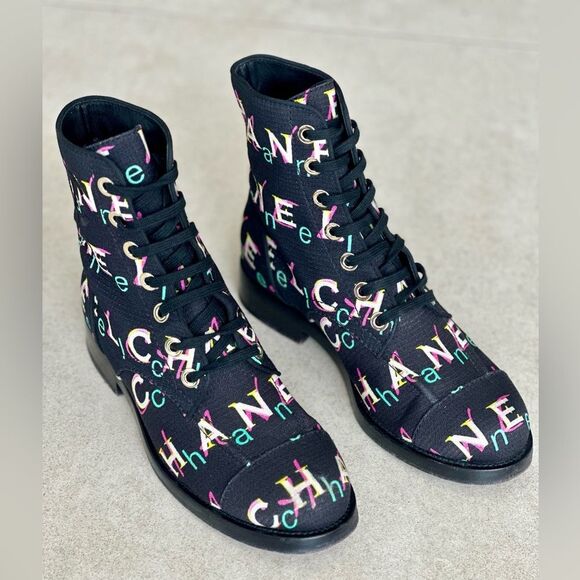 Chanel 2019 Interlocking CC Logo Multi Colored Combat Boots Size 37.5 - Picture 2 of 13